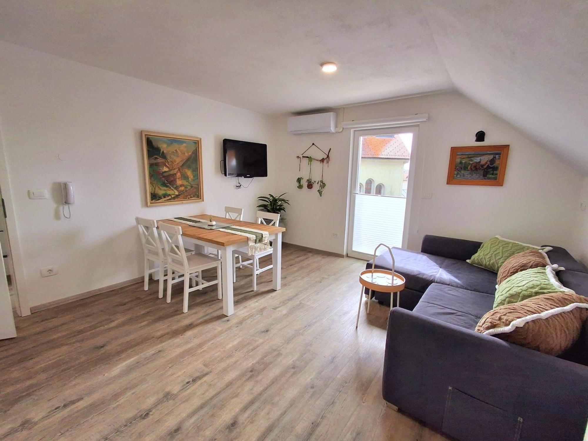 Alpipond Apartment *